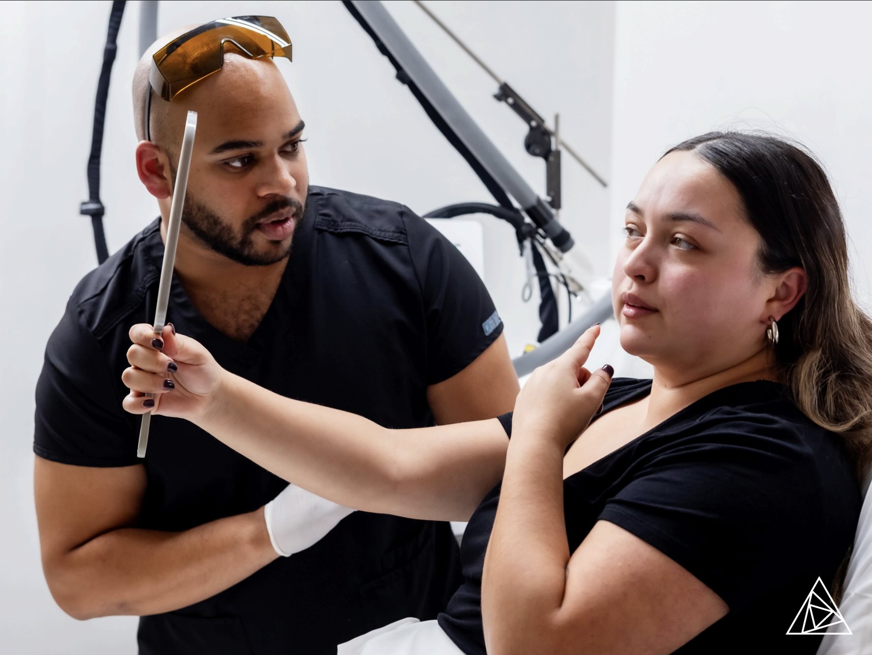 POST-7-Trends-Shaping-Future-of-Laser-Hair-Removal-_-Astanza-Guide